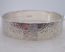 Load image into Gallery viewer, Vintage Solid Sterling Silver Bangle Bracelet