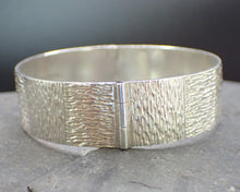 Load image into Gallery viewer, Vintage Solid Sterling Silver Bangle Bracelet