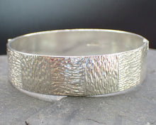 Load image into Gallery viewer, Vintage Solid Sterling Silver Bangle Bracelet