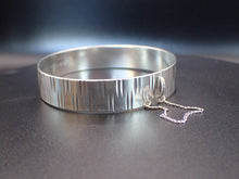 Load image into Gallery viewer, Vintage Solid Sterling Silver Bangle - Engineered Design